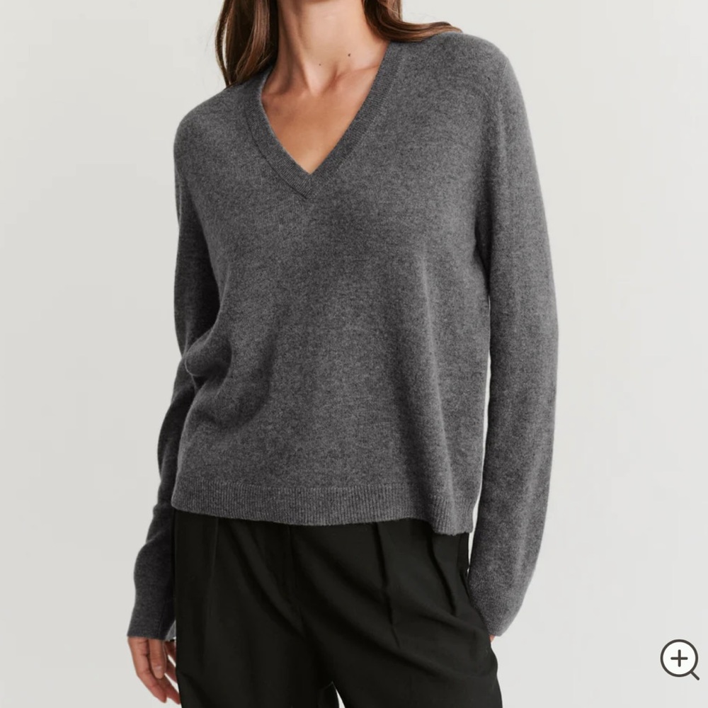 Flynn Cashmere Sweater: Size Medium